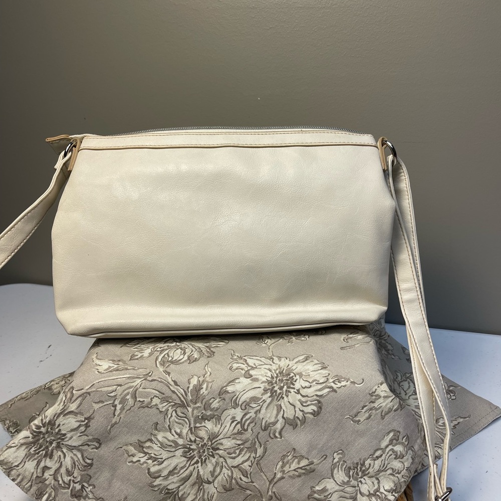 Relic Cream Crossbody Bag - Picture 2 of 6
